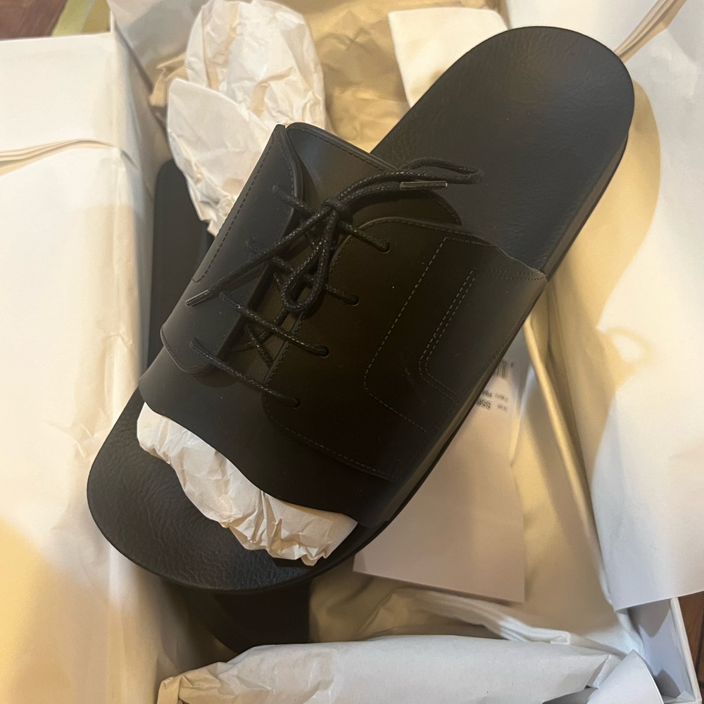 Maison Margiela Black Lace up slides